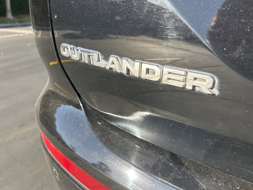 2022 Mitsubishi Outlander SEL 7