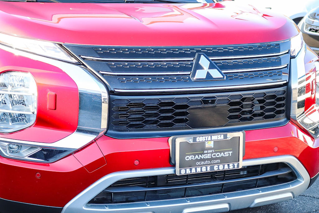 Thumbnail: 2024 Mitsubishi Outlander - 21