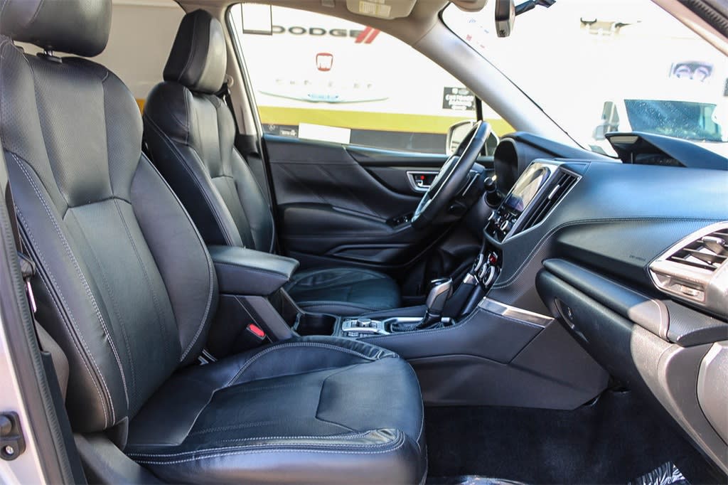 2019 Subaru Forester Touring 9