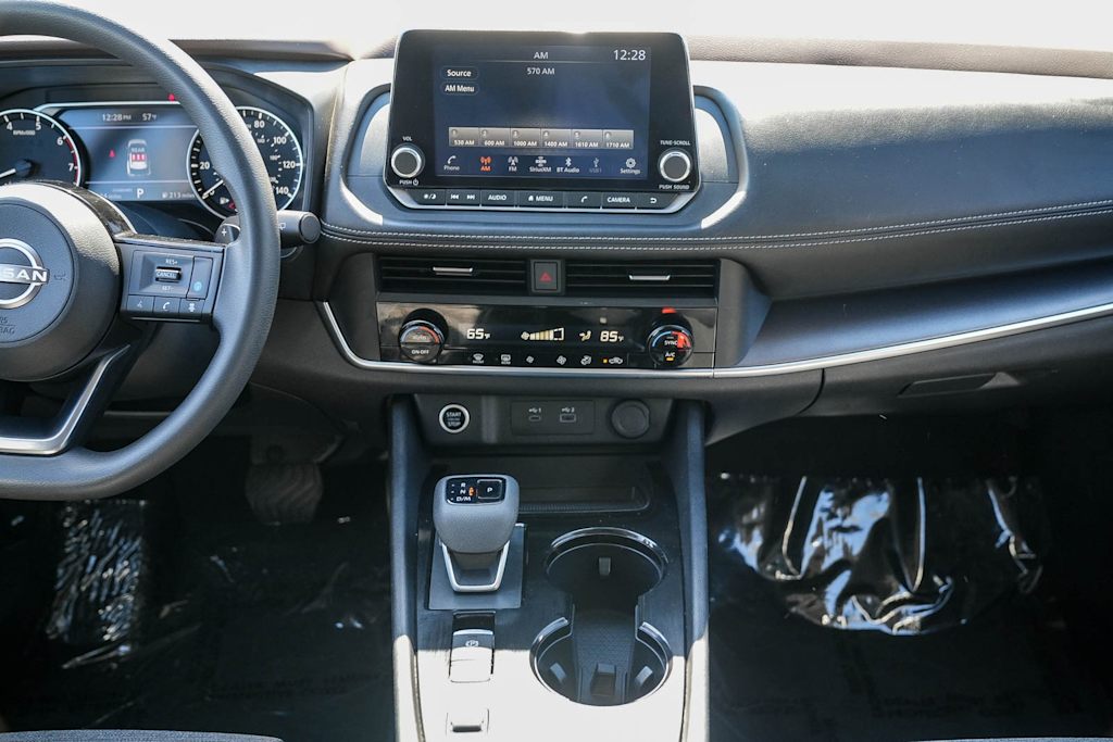 Thumbnail: 2023 Nissan Rogue - 8