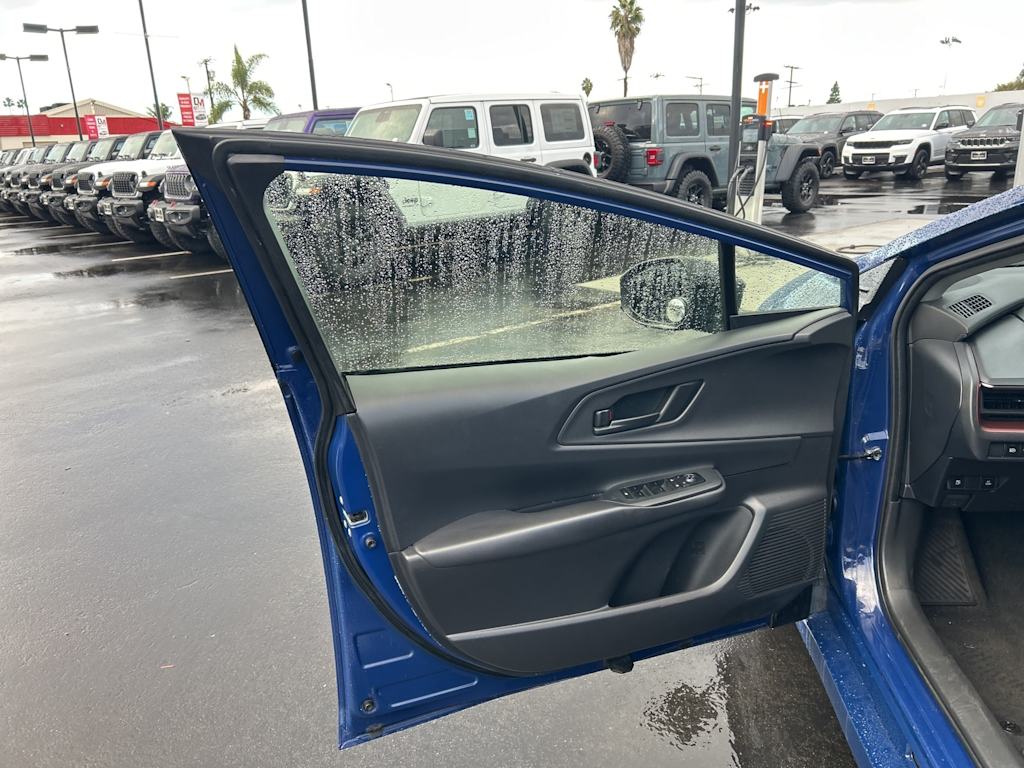 Thumbnail: 2024 Toyota Prius Prime - 27