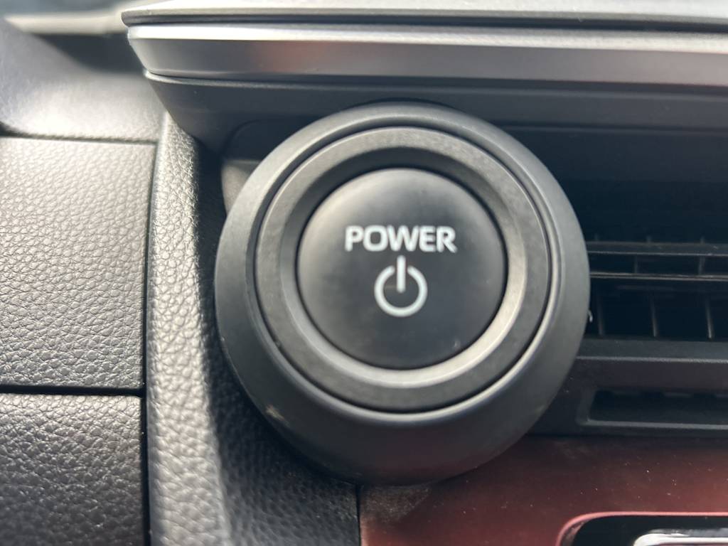 Thumbnail: 2024 Toyota Prius Prime - 29