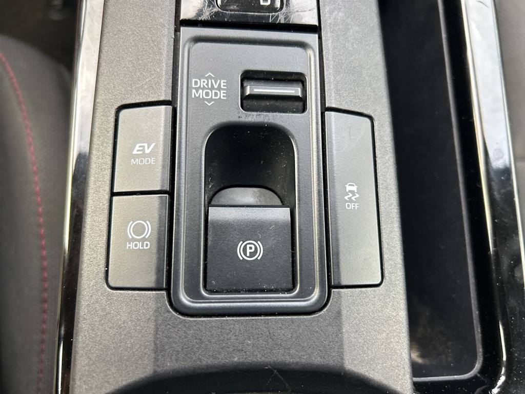 Thumbnail: 2024 Toyota Prius Prime - 33