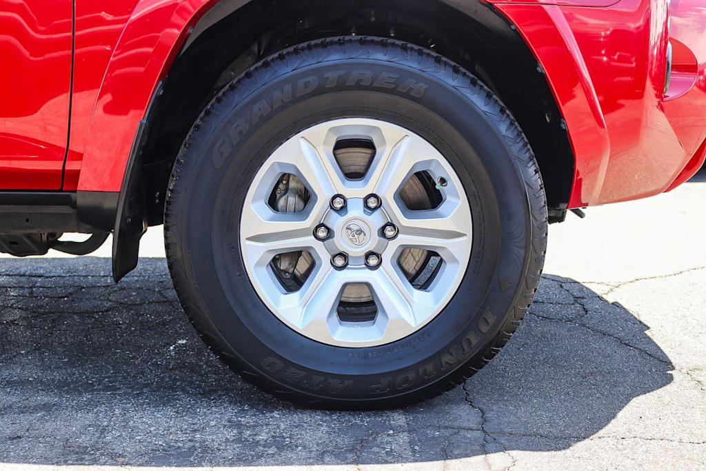 Thumbnail: 2024 Toyota 4Runner - 6