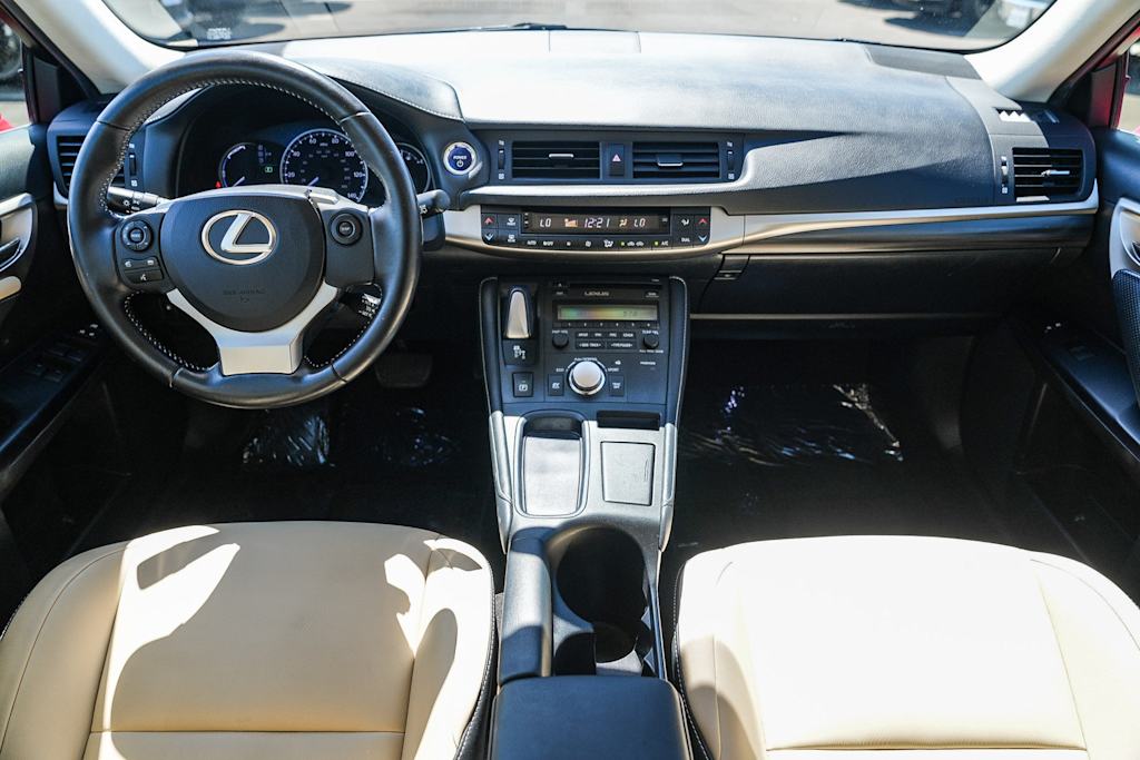Thumbnail: 2016 Lexus CT - 2