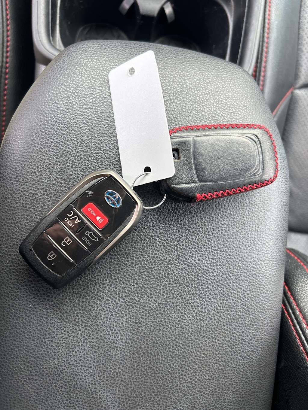 Thumbnail: 2021 Toyota RAV4 - 52