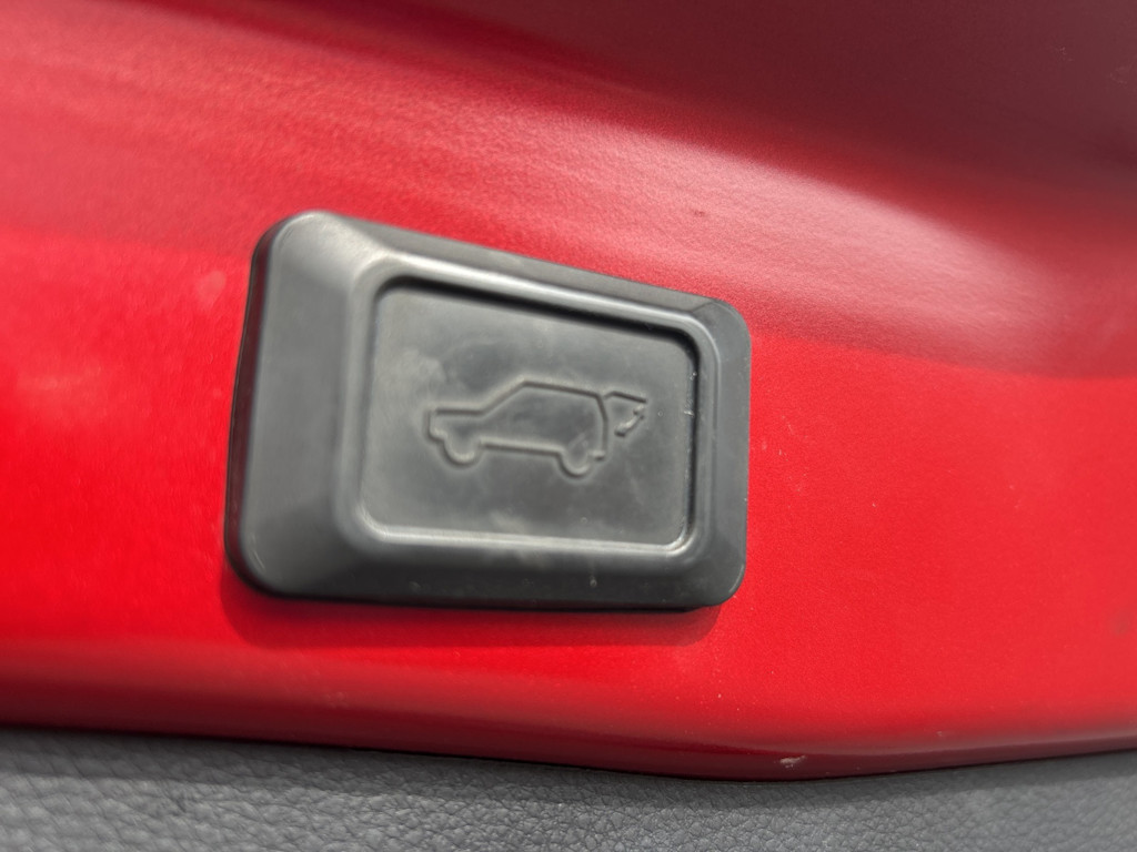 Thumbnail: 2021 Toyota RAV4 - 40