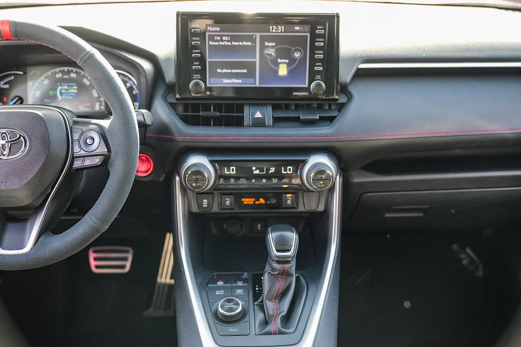 Thumbnail: 2021 Toyota RAV4 - 8