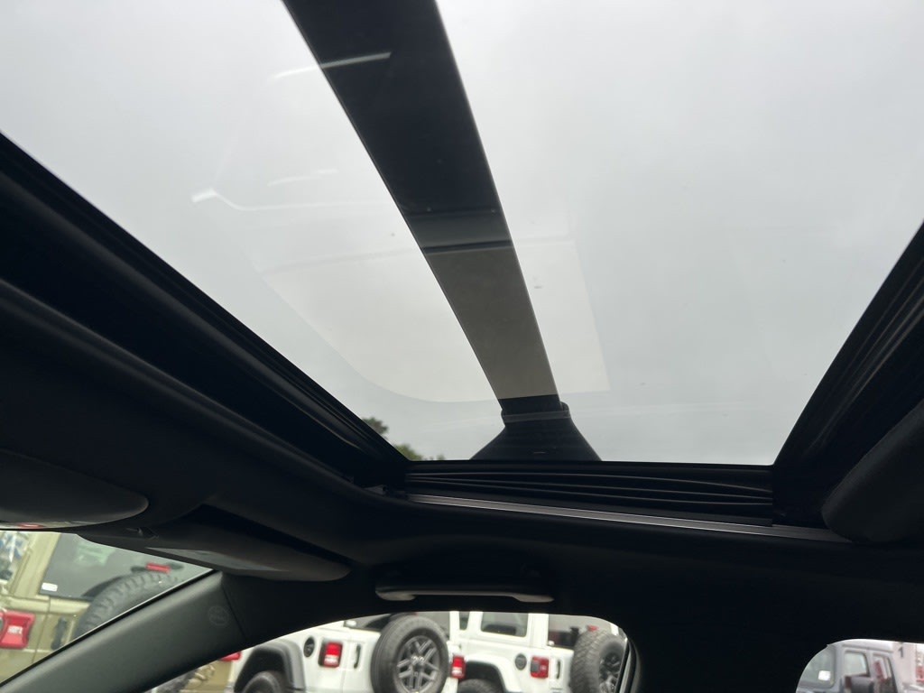 2019 Toyota RAV4 XSE 43
