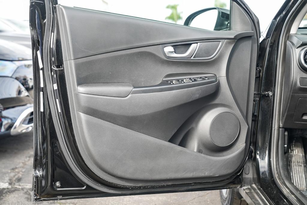 Thumbnail: 2022 Hyundai Kona - 22