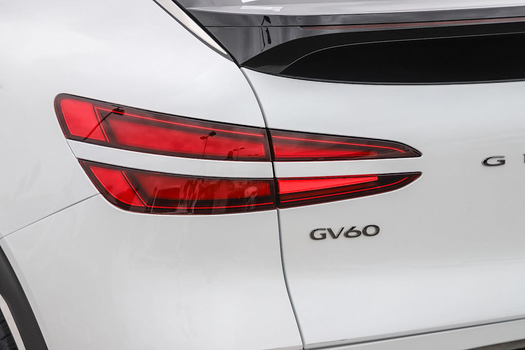 Thumbnail: 2023 Genesis GV60 - 18