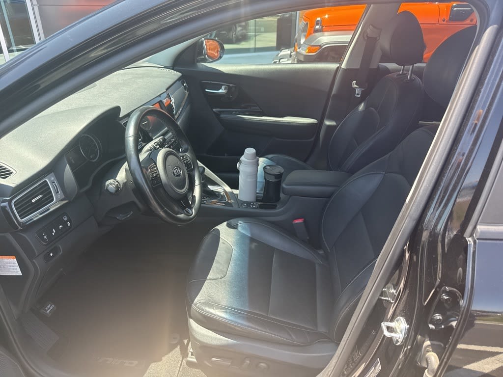 Thumbnail: 2019 Kia Niro - 6