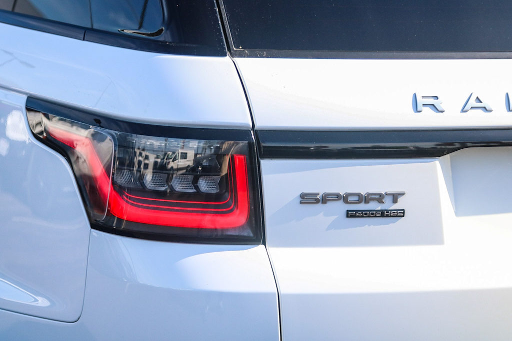 Thumbnail: 2020 Land Rover Range Rover Sport - 20