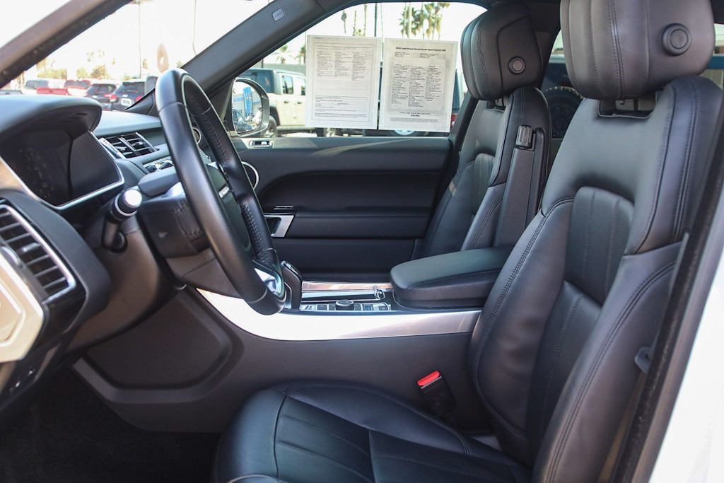Thumbnail: 2020 Land Rover Range Rover Sport - 11