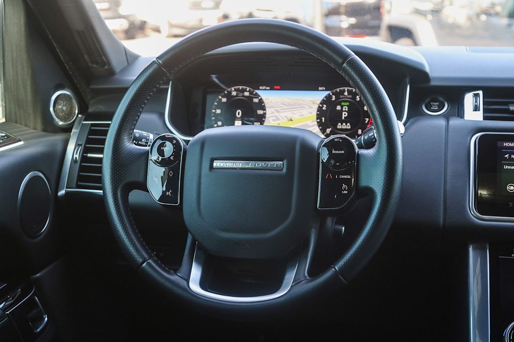 Thumbnail: 2020 Land Rover Range Rover Sport - 9