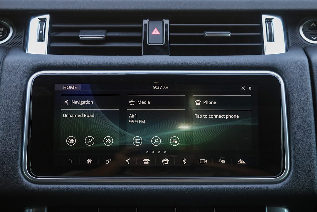 Thumbnail: 2020 Land Rover Range Rover Sport - 23