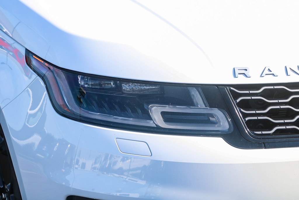 Thumbnail: 2020 Land Rover Range Rover Sport - 18