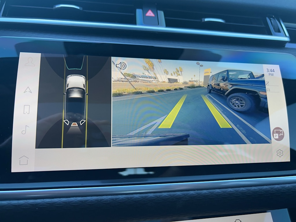 Thumbnail: 2022 Land Rover Range Rover Velar - 42