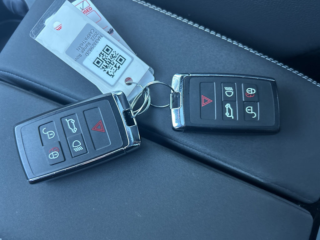 Thumbnail: 2022 Land Rover Range Rover Velar - 17