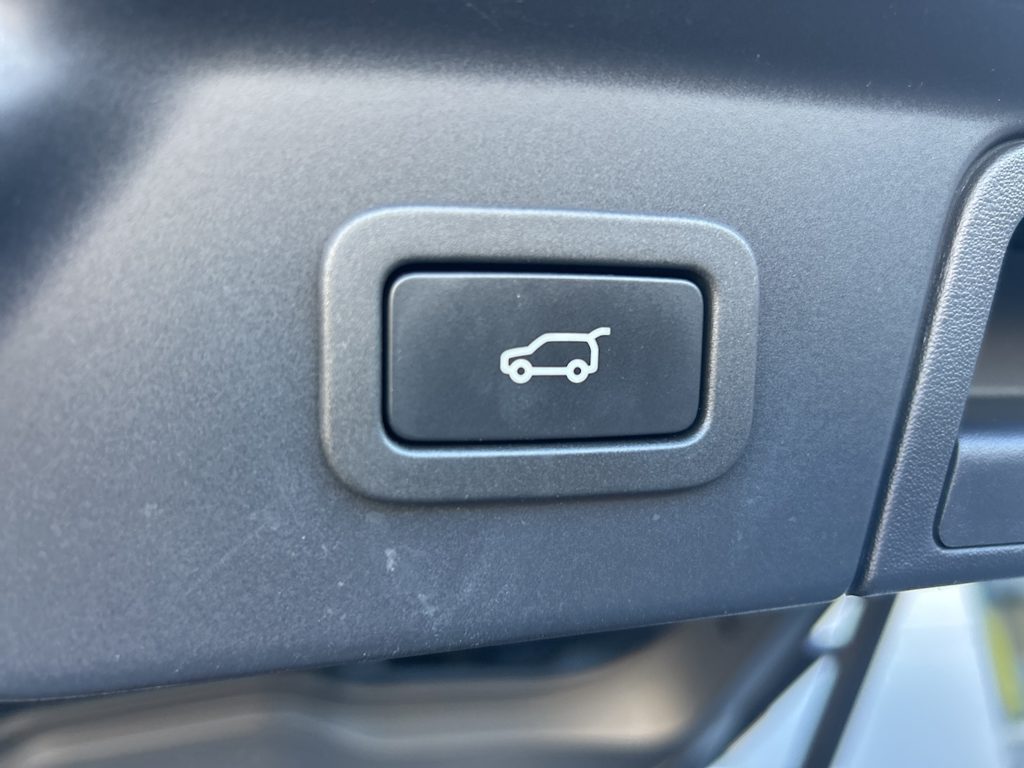 Thumbnail: 2022 Land Rover Range Rover Velar - 31