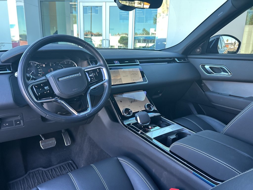 Thumbnail: 2022 Land Rover Range Rover Velar - 9
