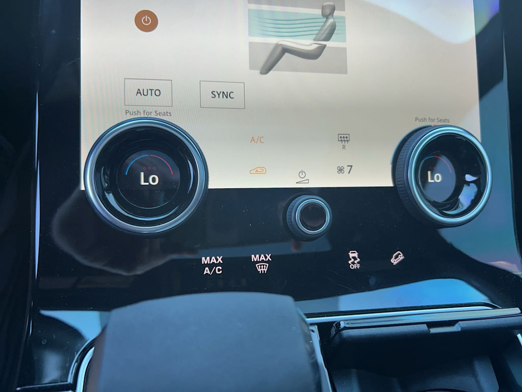 Thumbnail: 2022 Land Rover Range Rover Velar - 43