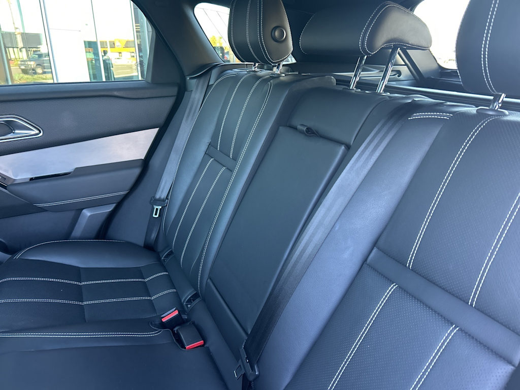 Thumbnail: 2022 Land Rover Range Rover Velar - 11