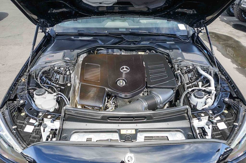 Thumbnail: 2025 Mercedes-Benz C-Class - 7