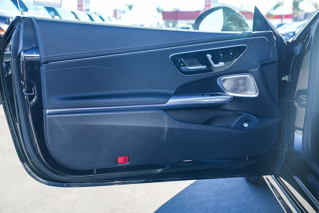 Thumbnail: 2025 Mercedes-Benz CLE - 19