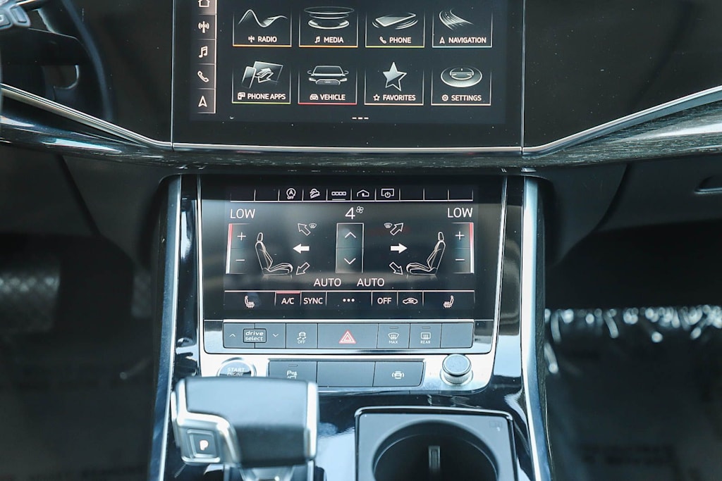 Thumbnail: 2023 Audi Q7 - 19