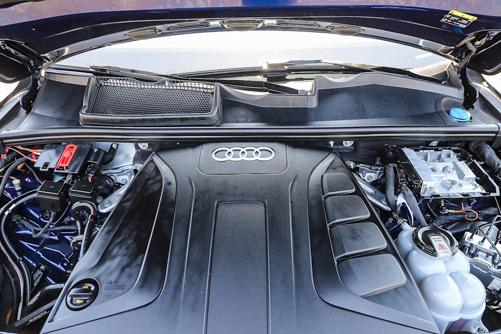 Thumbnail: 2023 Audi Q7 - 6
