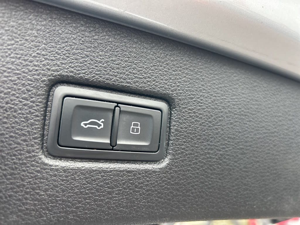 2018 Audi Q7 Premium Plus 37