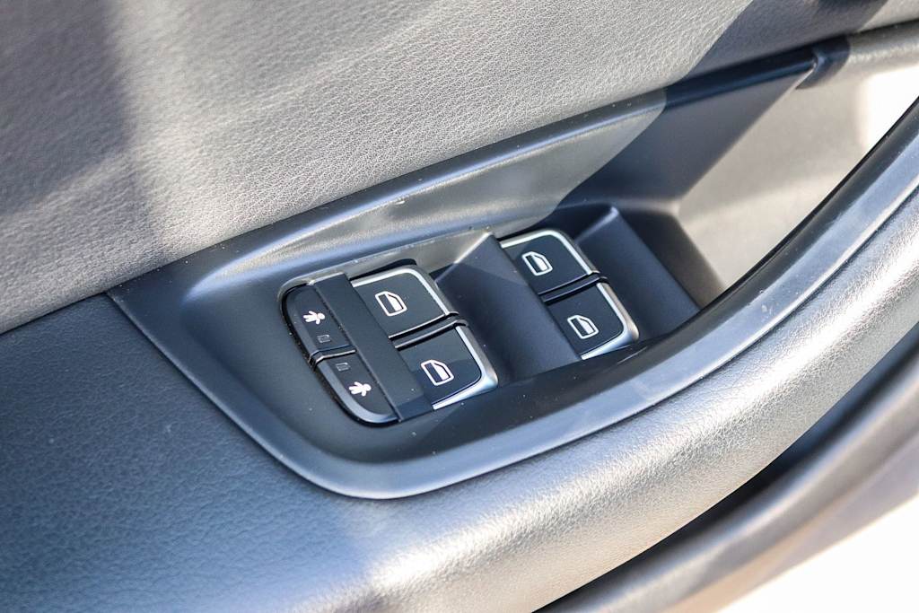 Thumbnail: 2018 Audi A6 - 26