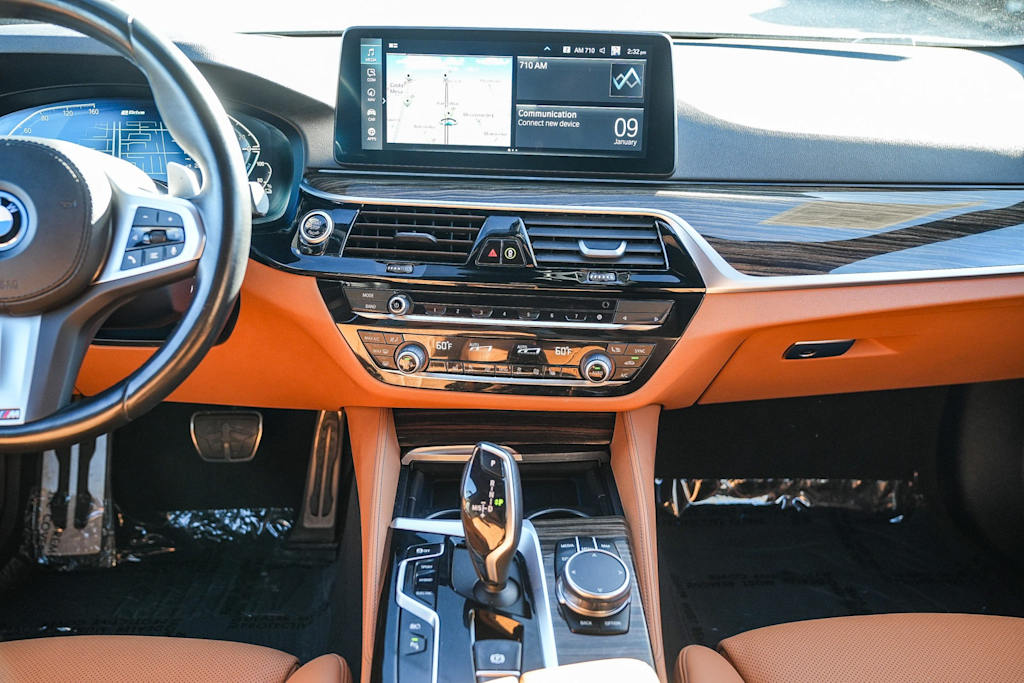 Thumbnail: 2023 BMW 5 Series - 8