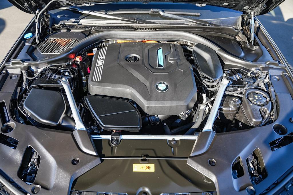 Thumbnail: 2023 BMW 5 Series - 7