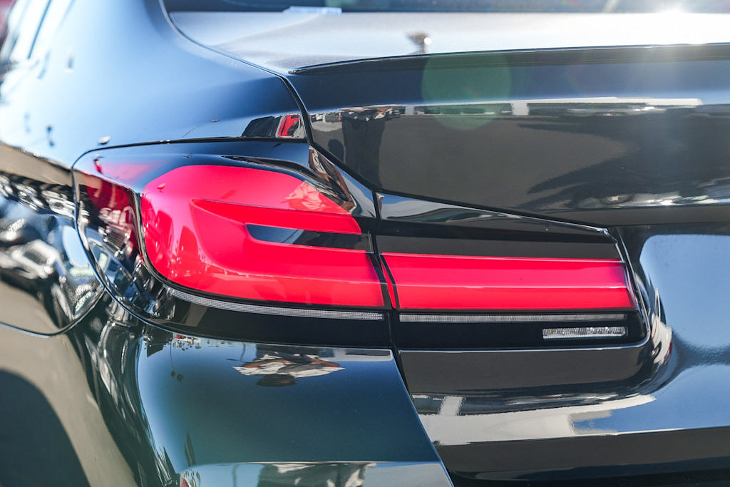 Thumbnail: 2023 BMW 5 Series - 19