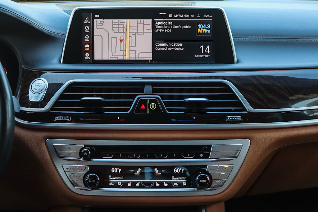 Thumbnail: 2021 BMW 7 Series - 12