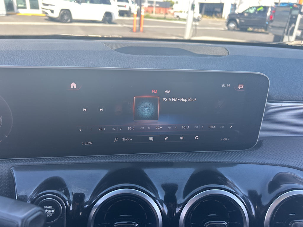 Thumbnail: 2020 Mercedes-Benz A-Class - 31