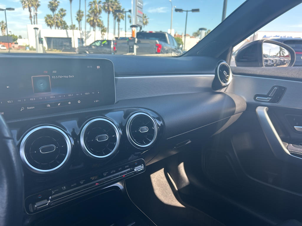 Thumbnail: 2020 Mercedes-Benz A-Class - 36