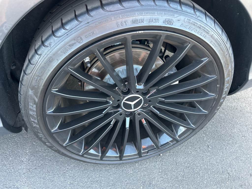 Thumbnail: 2018 Mercedes-Benz C-Class - 21