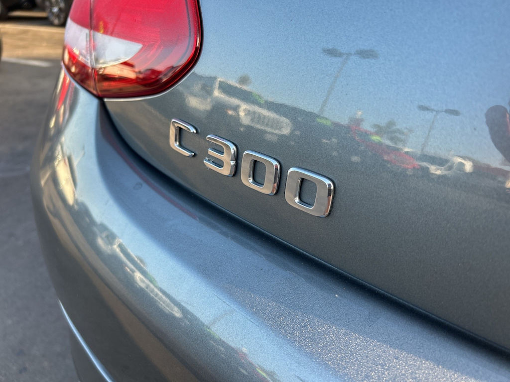 Thumbnail: 2018 Mercedes-Benz C-Class - 23