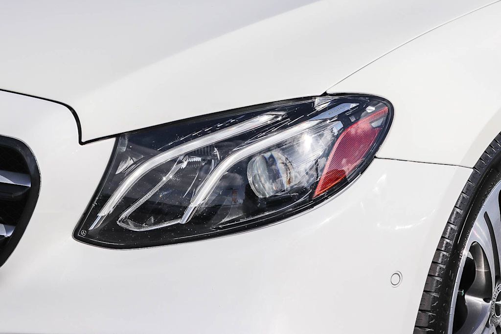 Thumbnail: 2018 Mercedes-Benz E-Class - 19