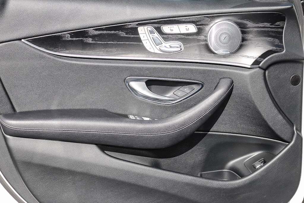 Thumbnail: 2018 Mercedes-Benz E-Class - 24