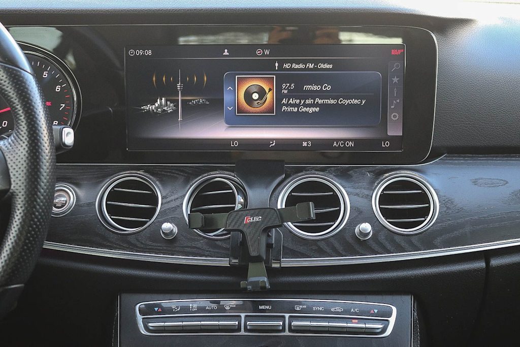 Thumbnail: 2018 Mercedes-Benz E-Class - 13