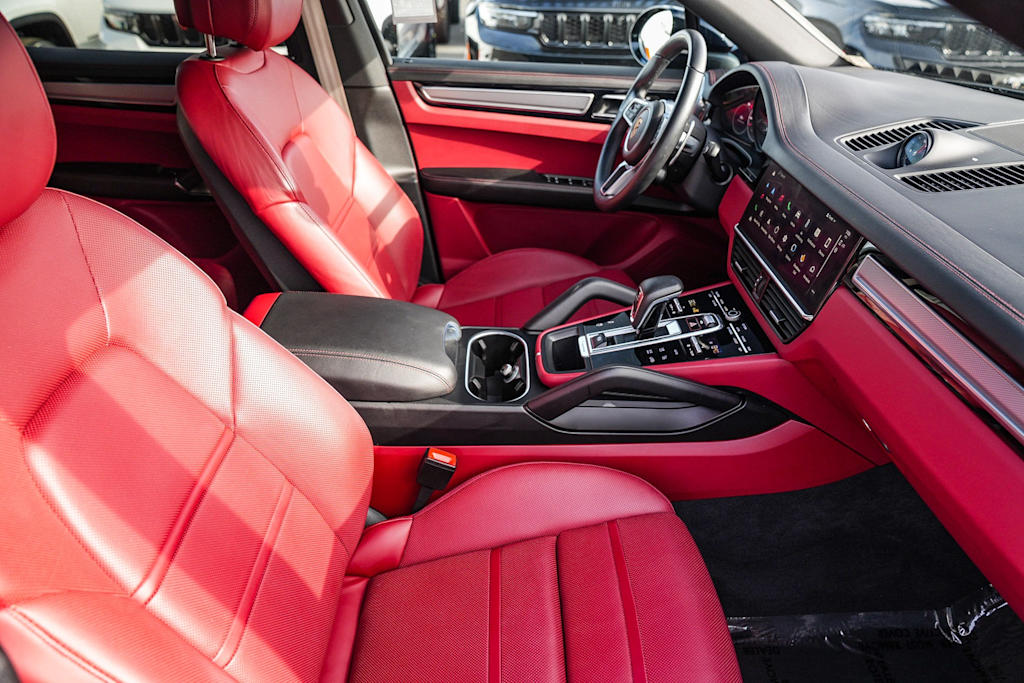 Thumbnail: 2023 Porsche Cayenne - 8