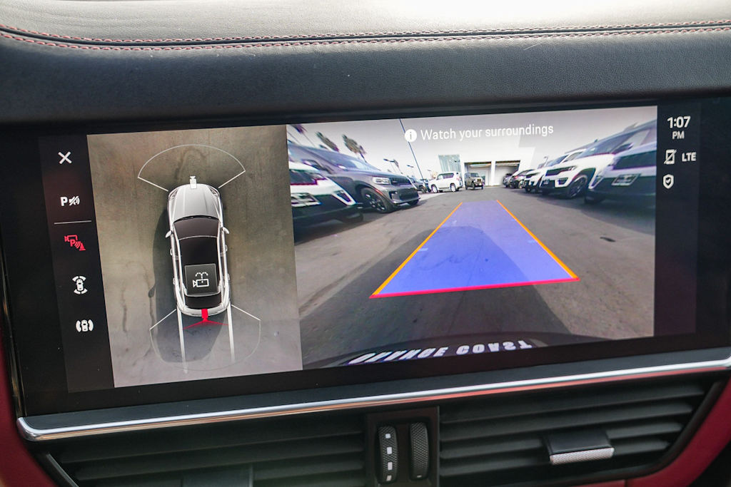 Thumbnail: 2023 Porsche Cayenne - 24