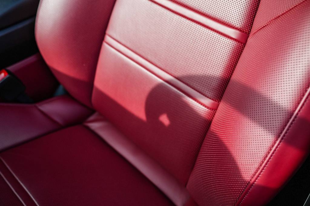 Thumbnail: 2023 Porsche Cayenne - 25