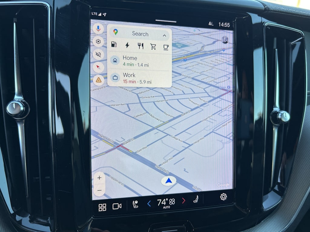 Thumbnail: 2022 Volvo XC60 - 13