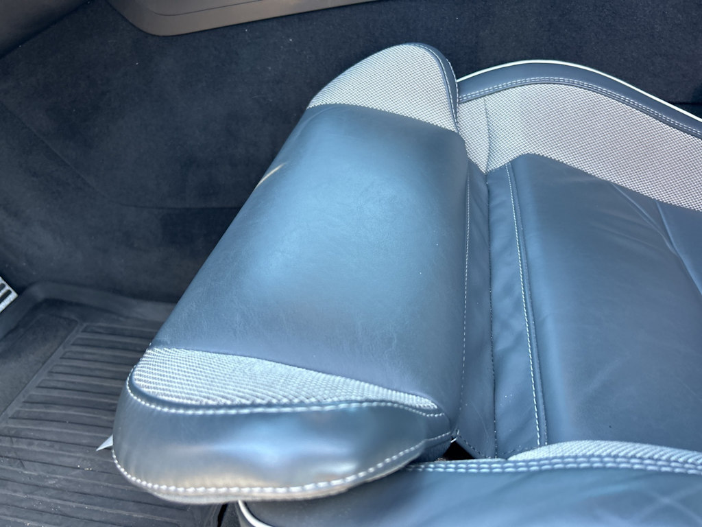 Thumbnail: 2022 Volvo XC60 - 36