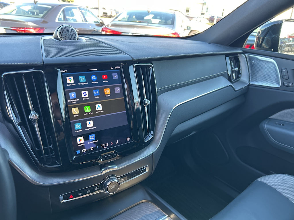 Thumbnail: 2022 Volvo XC60 - 44